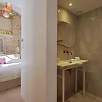 Σπίτι διακοπών Entire Village 7br 15 Guests Ollioules