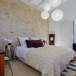 Σπίτι διακοπών Entire Village 7br 15 Guests *