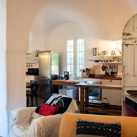 Semesterbostad Entire Village Home 7Br 15 Guests Beach *