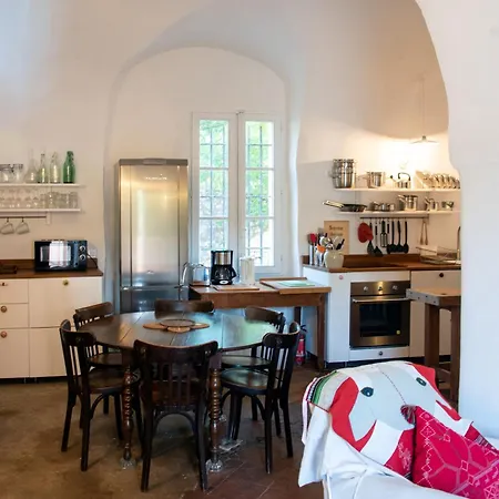 Semesterbostad Entire Village Home 7Br 15 Guests Beach Ollioules