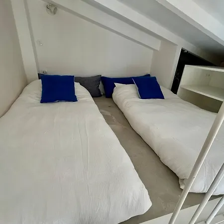 بيت للعطل Entire Village 7br 15 Guests *