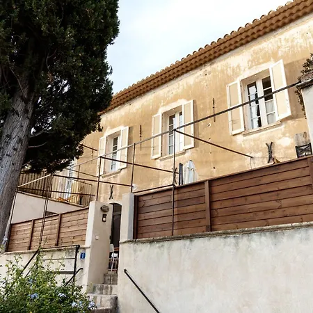 Σπίτι διακοπών Entire Village 7br 15 Guests *