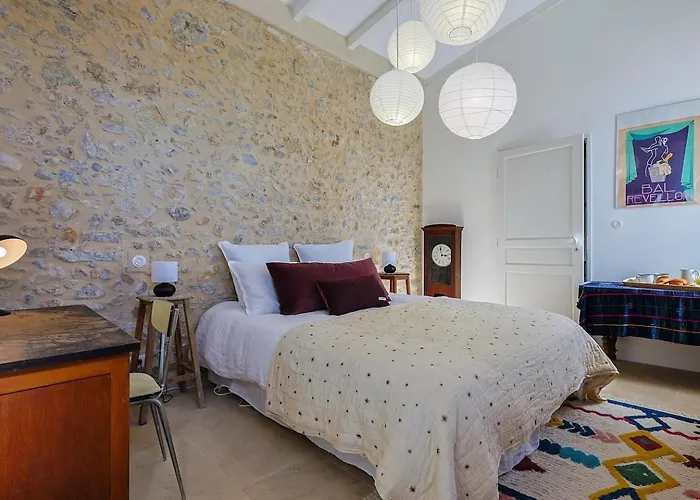 بيت للعطل Entire Village 7br 15 Guests *
