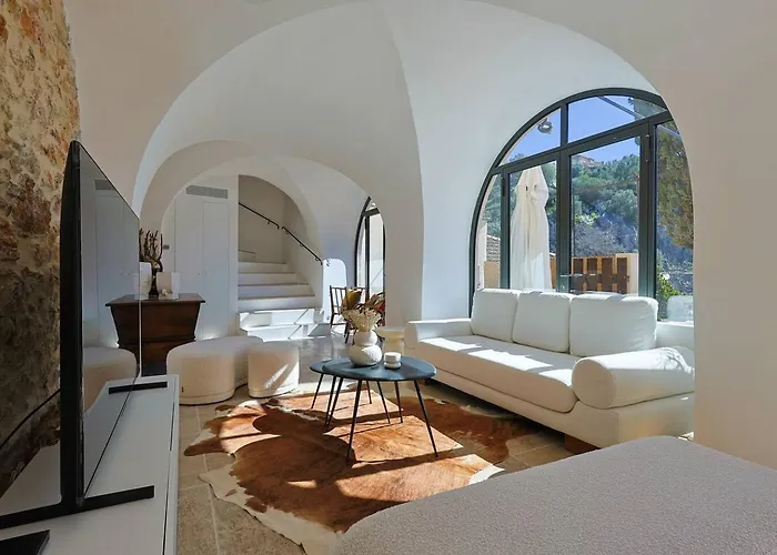 بيت للعطل Entire Village 7br 15 Guests أوليوليه