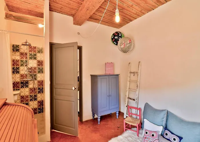 Entire Village 7br 15 Guests * أوليوليه