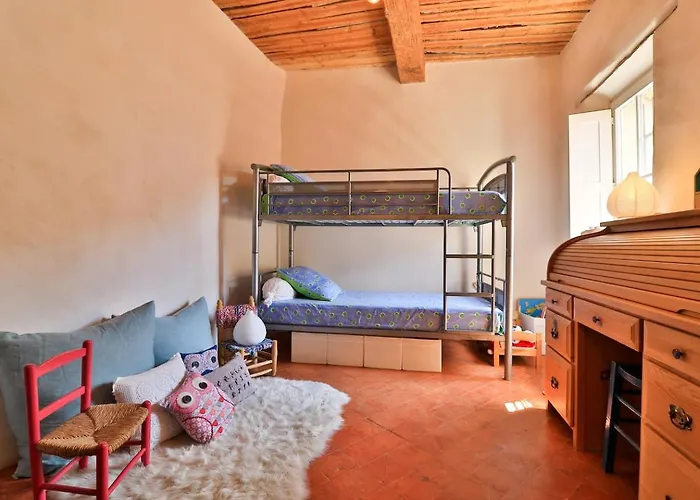 Entire Village 7br 15 Guests بيت للعطل