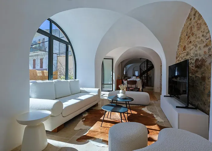 بيت للعطل Entire Village 7br 15 Guests أوليوليه